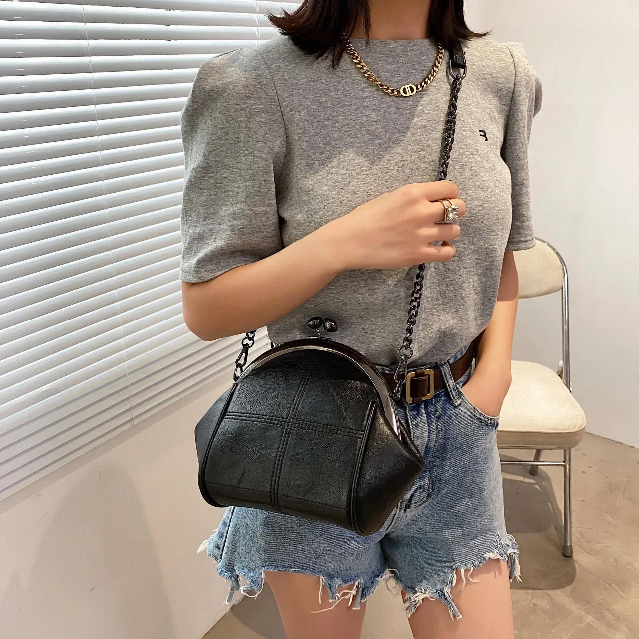 Solid Color Shell Bag Large Capacity Fashion Chain Crossbody Phone Shoulder Bag Portable Zero Wallet for Women