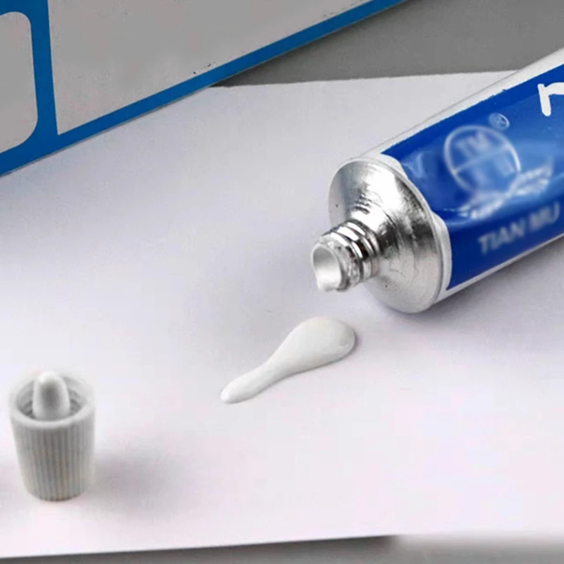 703 Black Silicone Sealant, 45g, Tube Type Waterproof Adhesive Insulation Silicone Adhesive Glue for Electronic and Electrical