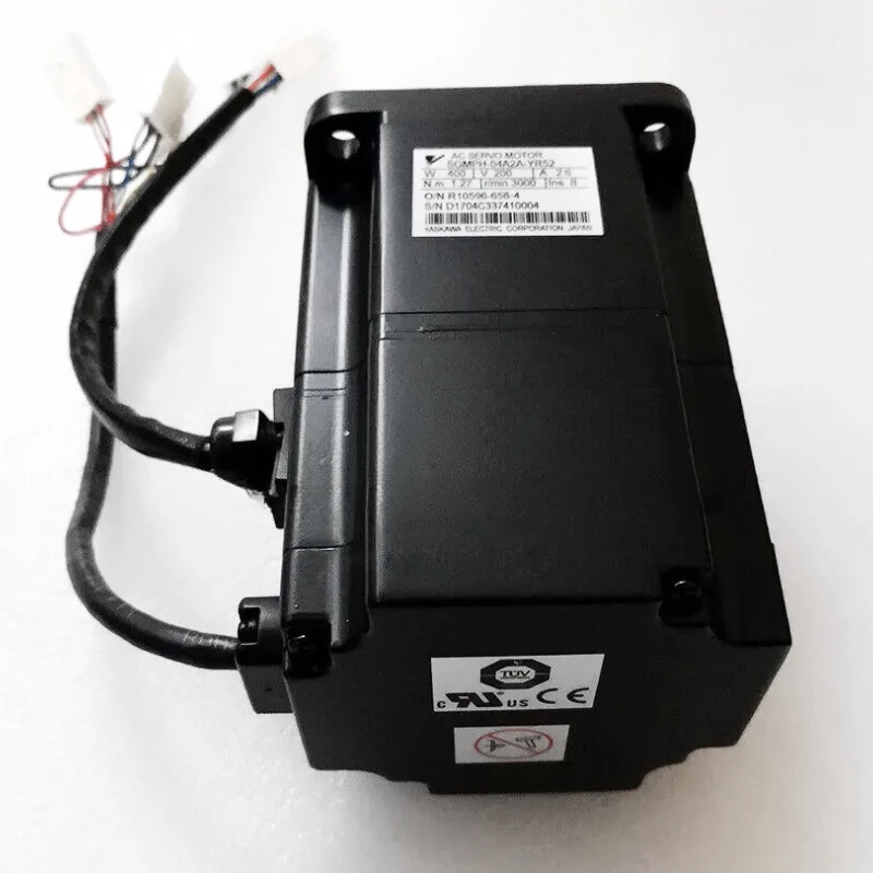 New Yaskawa SGMPH-04A2A-YR52 Servo Motor In Stock Fast Shipping