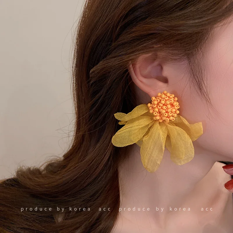 

personality vintage flower organza earrings simple rural exaggerated temperament stud earrings fashion net red earrings