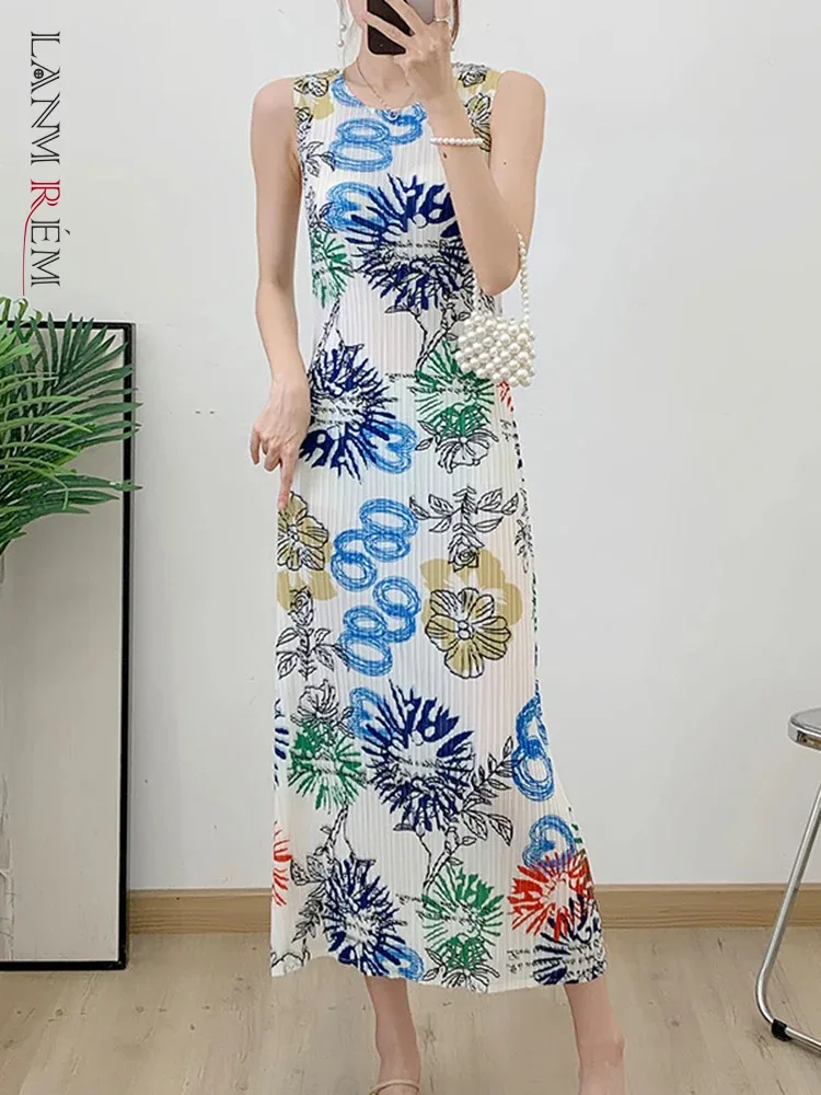 

LANMREM Casual Pleated Print Dress For Women O-neck Sleeveless Gathered Waist Dresses 2024 Female Summer New Clothing 2Z2154