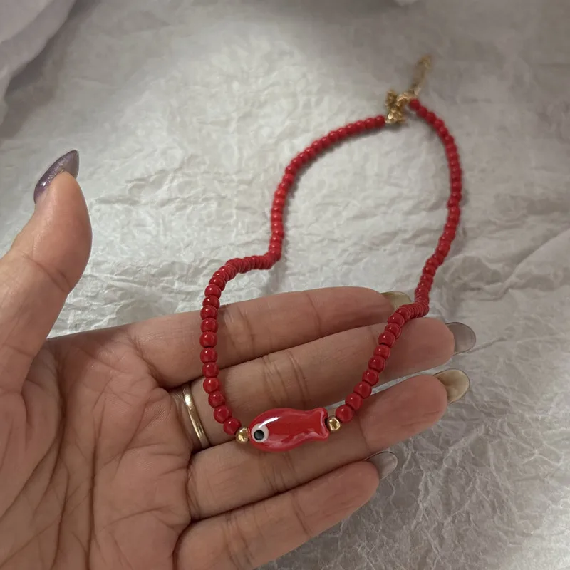 

2026 Colorful Ceramic Fish Beaded Necklace for Women Unisex Handmade Rice Beads Choker Beach Party Aesthetic Charm Jewelry Gifts