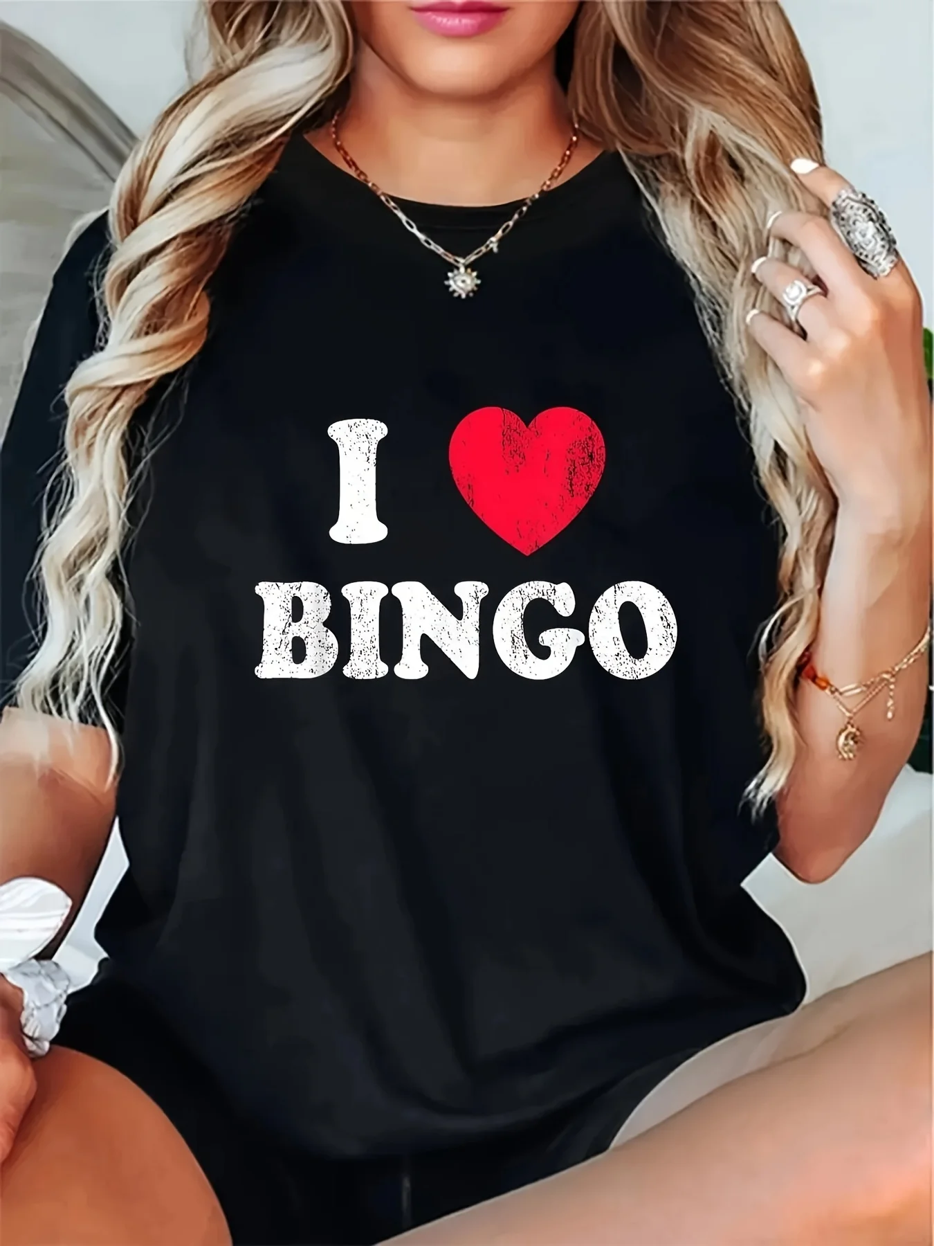 T-shirt à motif "I Love Bingo" pour femme. T-shirt décontracté à manches courtes et col rond |   100% coton |   Longueur régulière, lavable en machine,