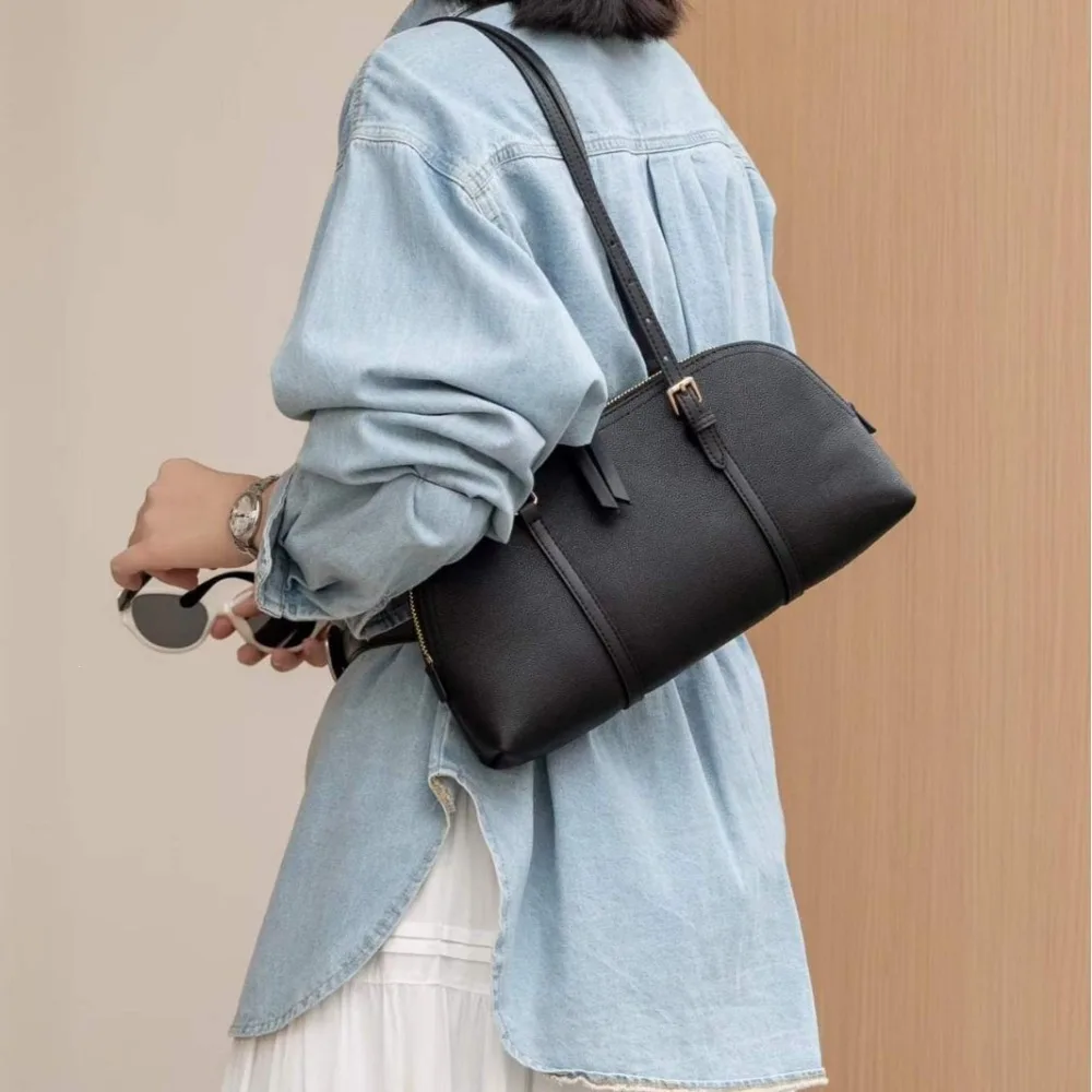 

2026 New Women's Bag, High-end Sense, Niche Design Underarm Simple Premium Leather Shoulder Unique and Fashionable Texture