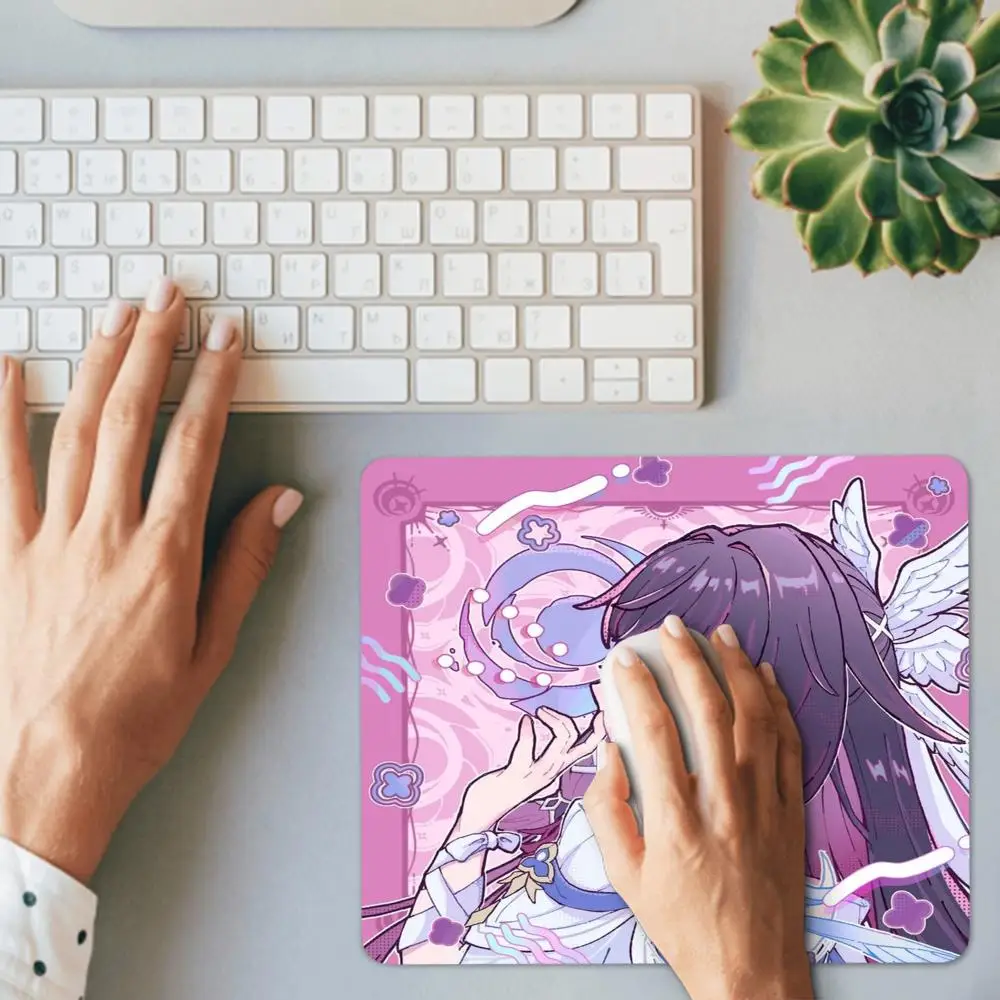 Pretty Columbina Game Genshin Mouse Pad Small Size Desk Mat Keyboard Ergonomic Office Rubber PC Non-slip Anti-fray Home HYBXAXC