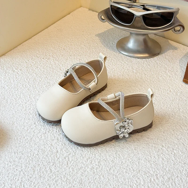 

Luxury Girls Catwalk Leather Shoes Spring Autumn Kids Wedding Party Flat Shoes Elegant Causal Children School Mary Jane Shoes
