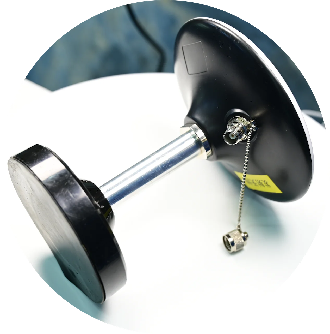 Superb GPS & Glonass Antenna with SMA Connector Vertical Polarization for Mobile Transmissions