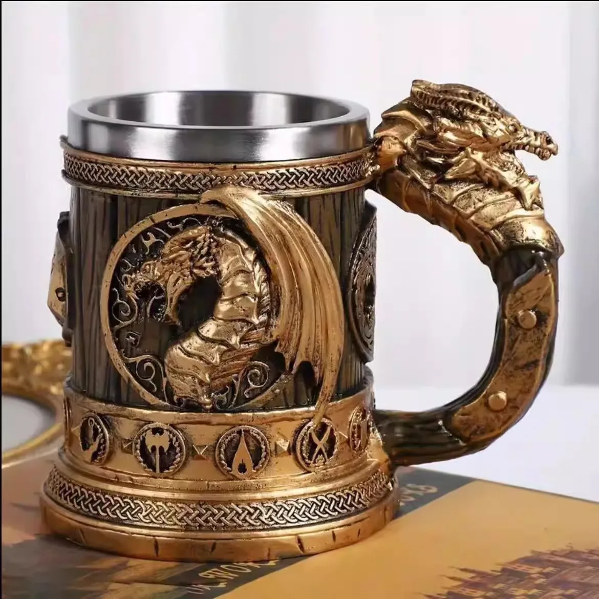 

Stainless Steel Home Beer Cup Relief Water Cup 3D Retro Personality Dragon Head Mug Home Decoration Gift