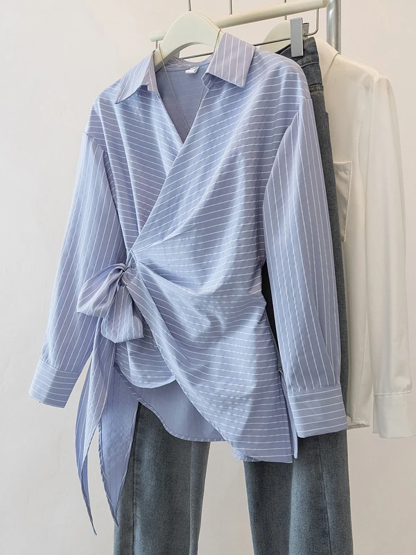 

Light Blue Striped V-Neck Shoulder Shirt Women's plus Size Korean Style Unique Asymmetrical Waist Inward Top Cotton Vintage S...