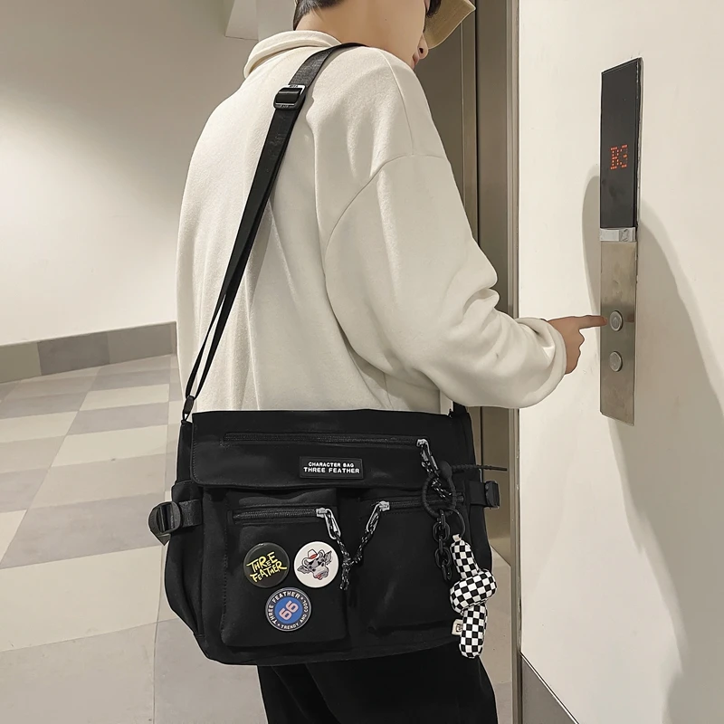 Nylon Handbags Kawali Shoulder Bag Large Capacity Crossbody Bags for Cute Girls Men Harajuku Messenger Bag Student