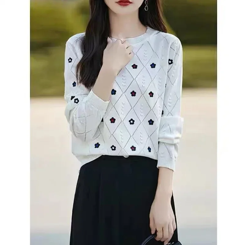 Women Commute Elegant Warm Knitwear Tops Autumn Winter Floral O-neck Loose Knitted Pullovers Soft Comfort White Sweaters