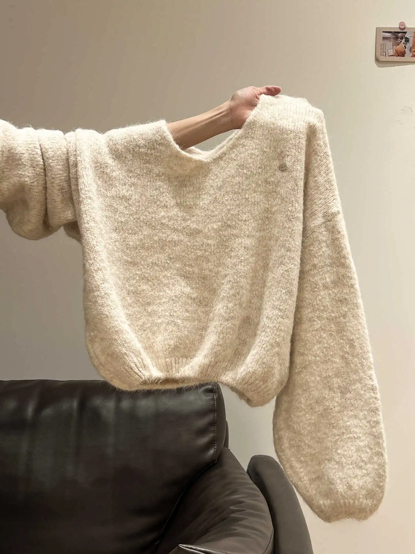 

2025 Autumn Winter Elegant Vintage V-neck Knitting Long Sleeve Gyaru Pullovers Women Casual Solid Color Ladies Sweater