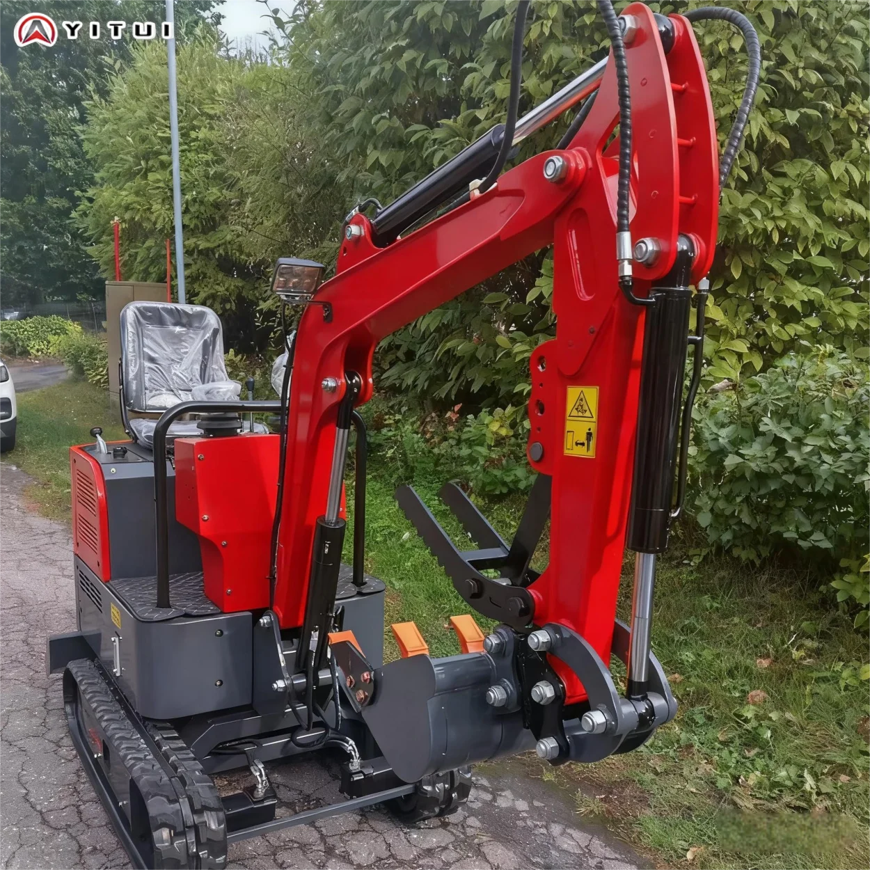 حفارة صغيرة مدمجة 1.2 طن مناسبة للمزارع العائلية والحدائق محرك ديزل مخصص حفار صغير متين وموثوق