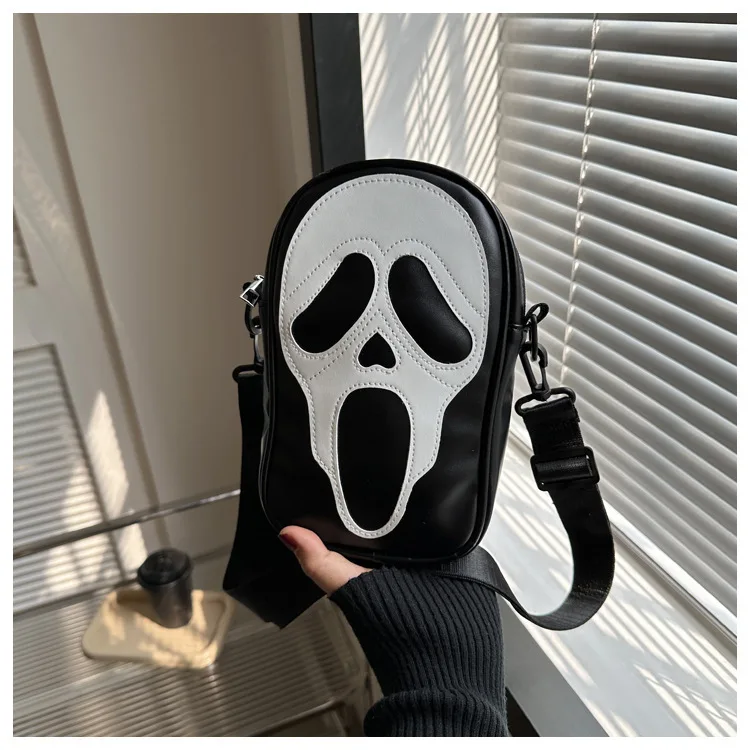 

Crossbody Bag for Men and Women, Korean Style, Niche Trendy Quirky Ghost Skull Crossbody Shoulder Bag, Pu Phone Crossbody Small Bag for Men