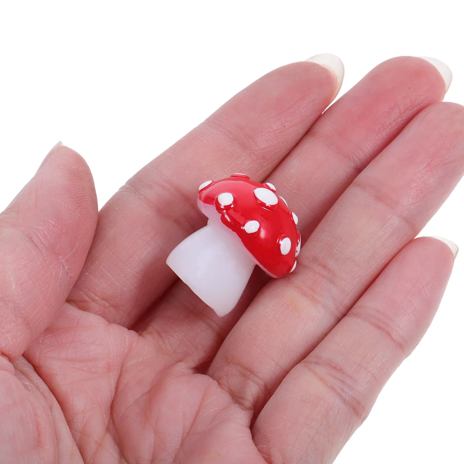 20Pcs Glow in The Dark Mushroom Decorations Resin Miniature for Fairy Garden Micro Landscape Crafts Cake Toppers