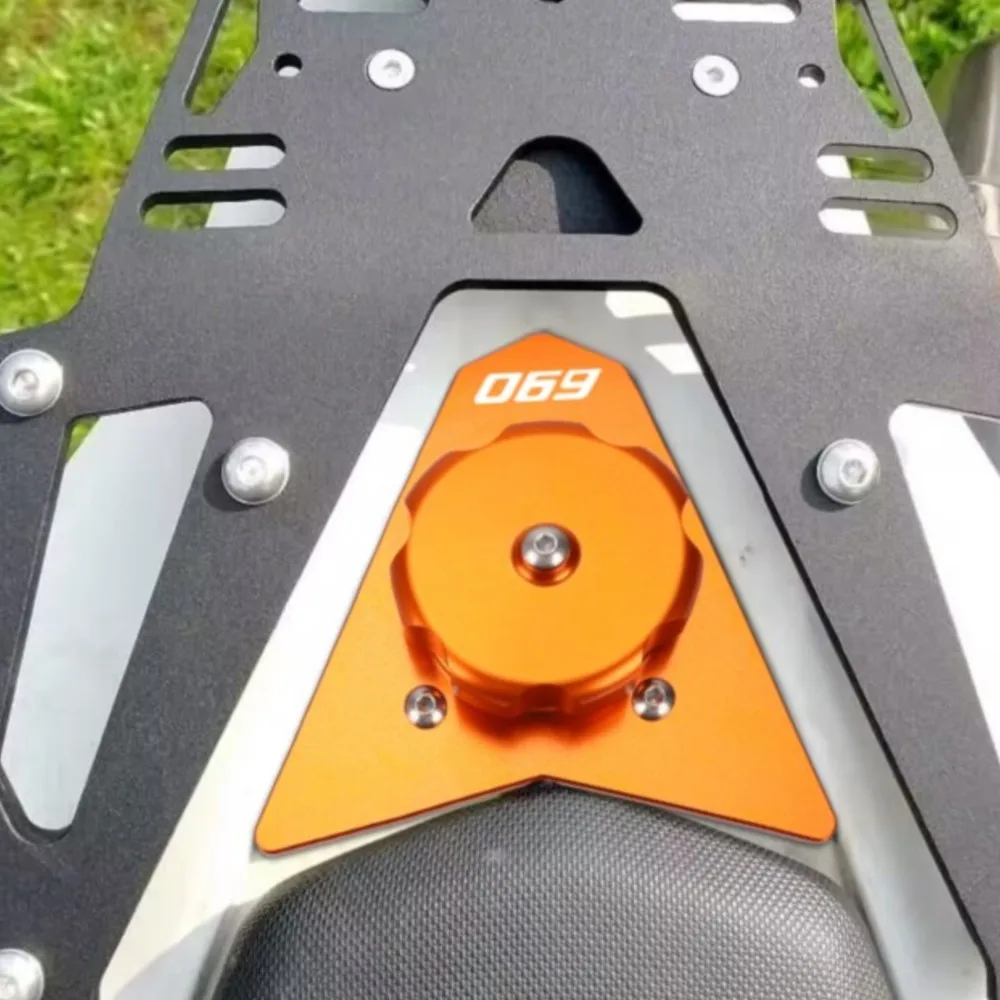 For KTM 690Enduro 690 Enduro R 690 SMC 690SMC R 2008 - 2016 2017 2018 Motorcycle Accessory Gas Tank Cap Fuel Filler Neck Cover