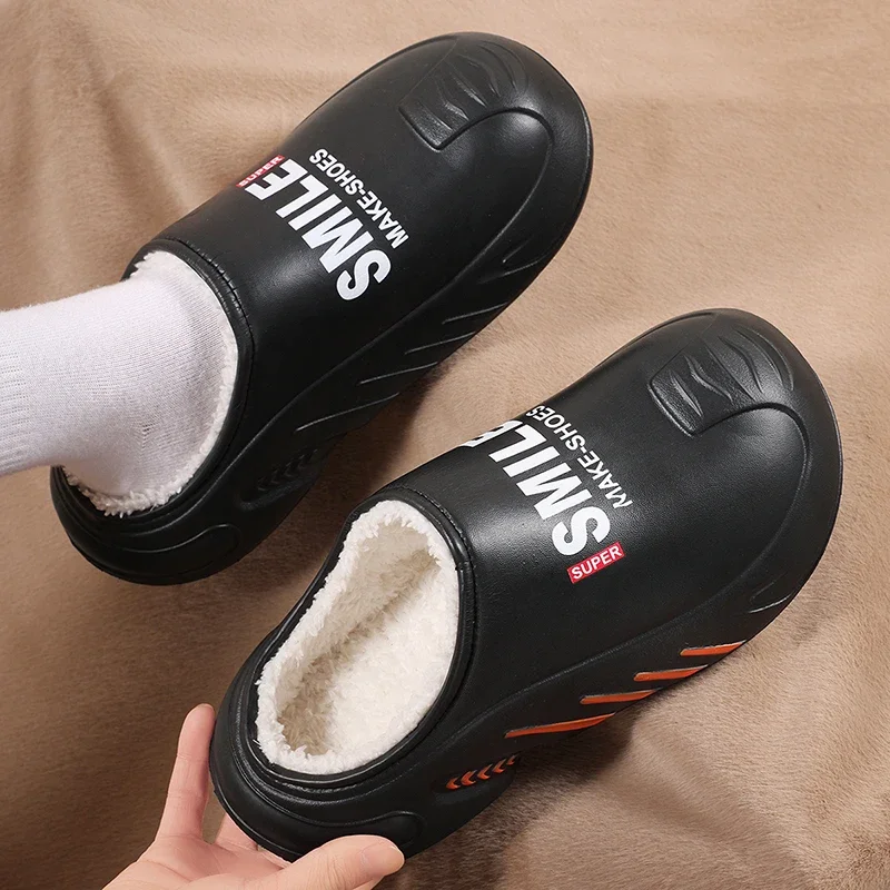 A Pair of New Winter Casual, Comfortable, Versatile Men's Cotton Slippers for Outdoor Wear, Waterproof, Non-Slip