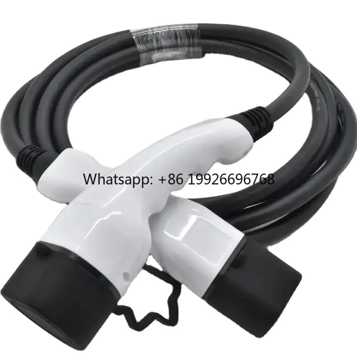 Custom 32A Type 2 USB EV Connector IEC 62196 DC Power Car Cable