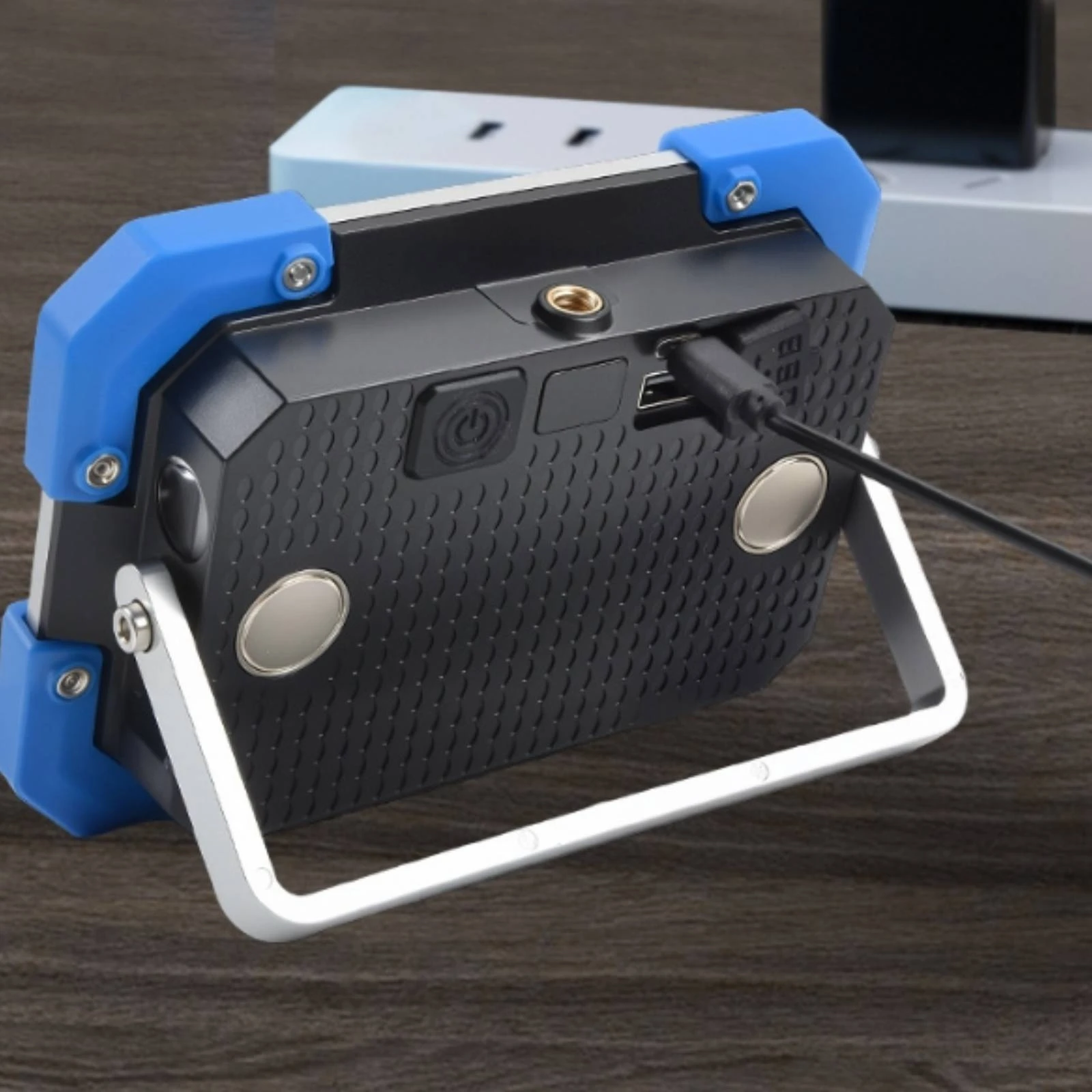 

Tripod Mount Rechargeable LED Camping Light Portable LED Work Light for Job Site