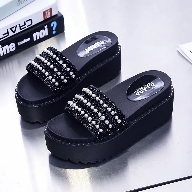 2022 Women\'s Thick Sole Rhinestone Slippers New Summer Ladies Rubber Beaded Slippers Glitter High Heels Shoes for Women