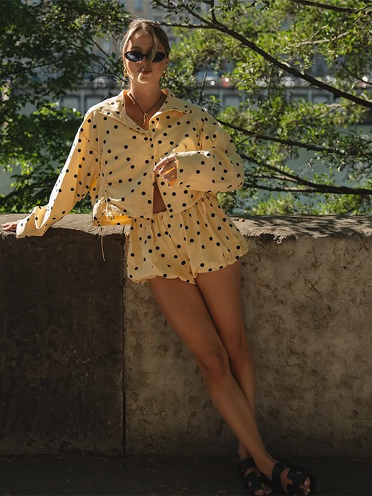 Plissee-Polka-Dot-Mäntel, Ballon-Shorts-Anzüge für Damen, Streetwear mit Stehkragen, Langarm-Crop-Tops mit Schnürung, High-Waist-Shorts, Neue Sets – Detail 20
