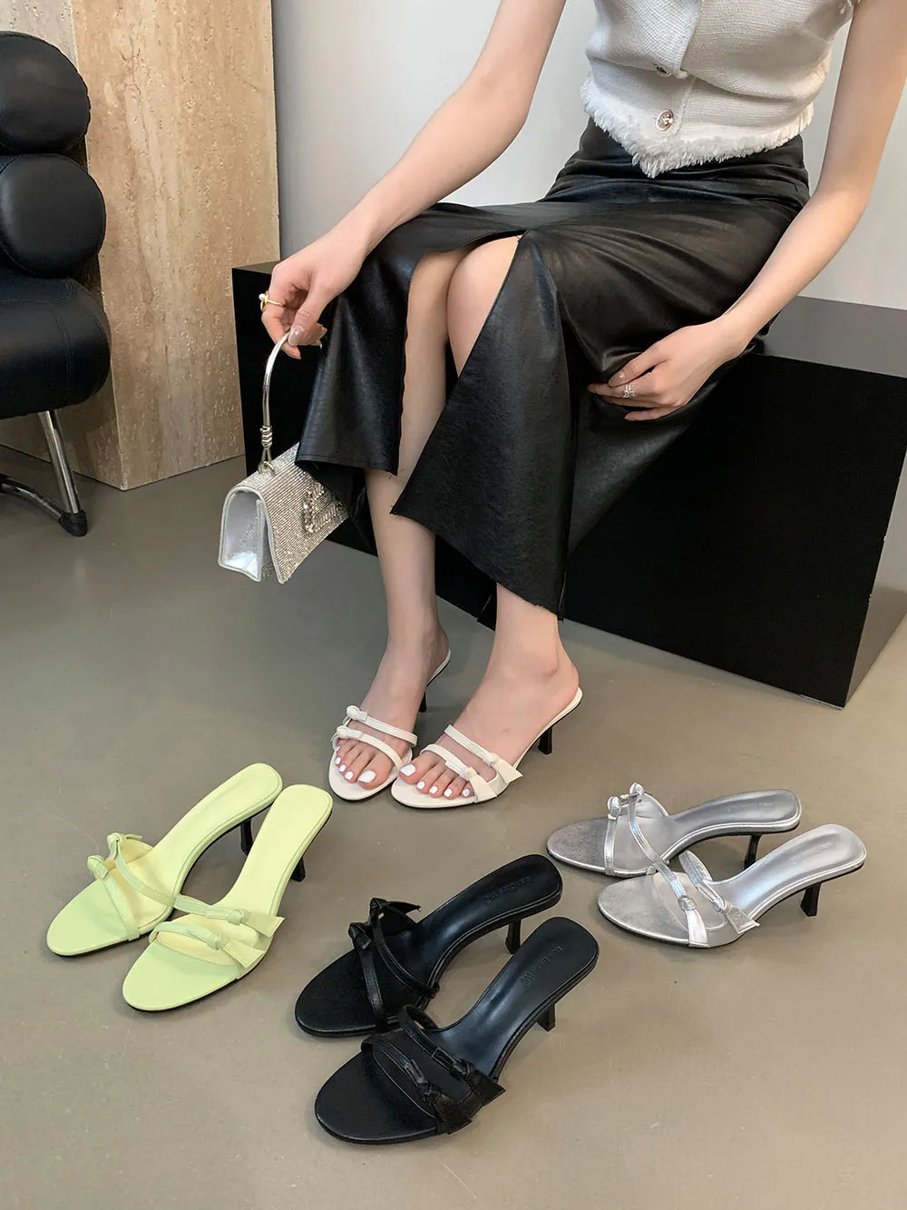 

Open Toe Women Slides Slippers 2024 New Arrivals Summer Outside Mules Shoes Stiletto Thin High Heels Green Black Silver White