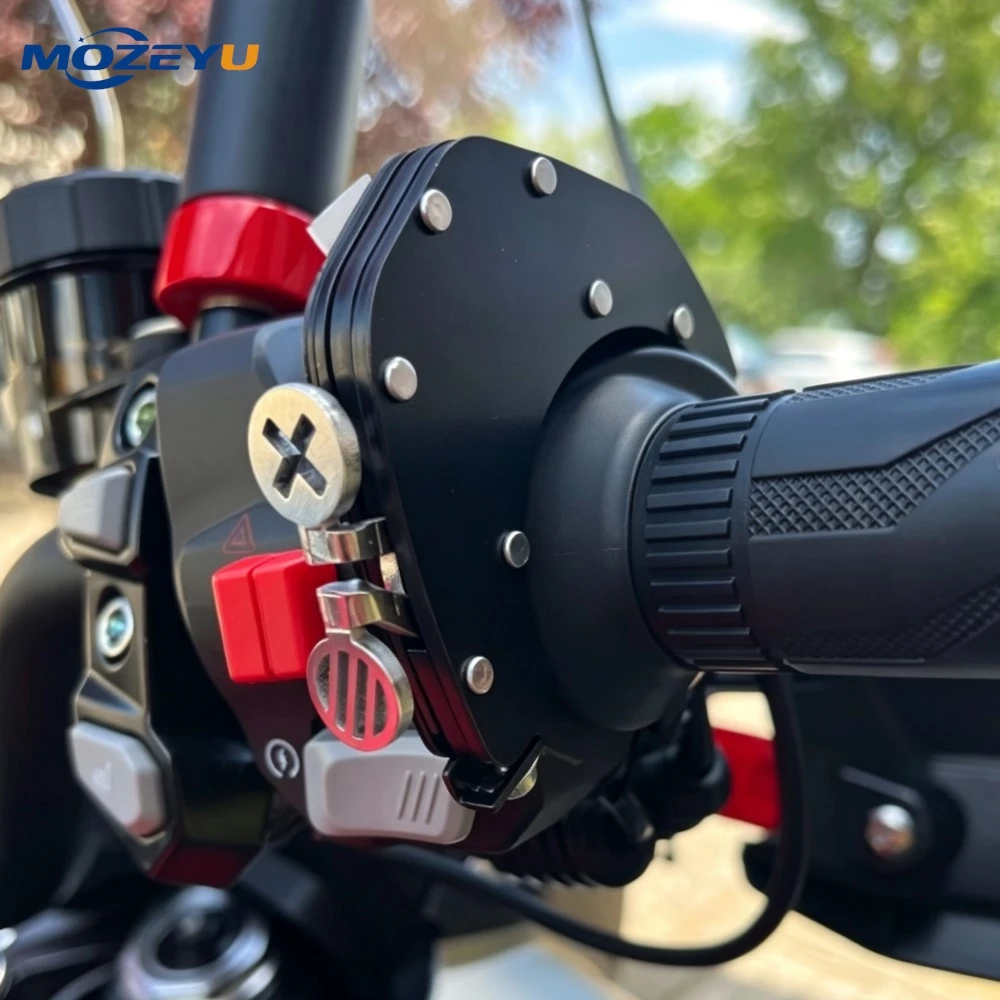 Motorcycle CNC Accessories Cruise Control Throttle For High Grade Aluminum Lock Assist Retainer Universal Wrist Grip Handle Bar