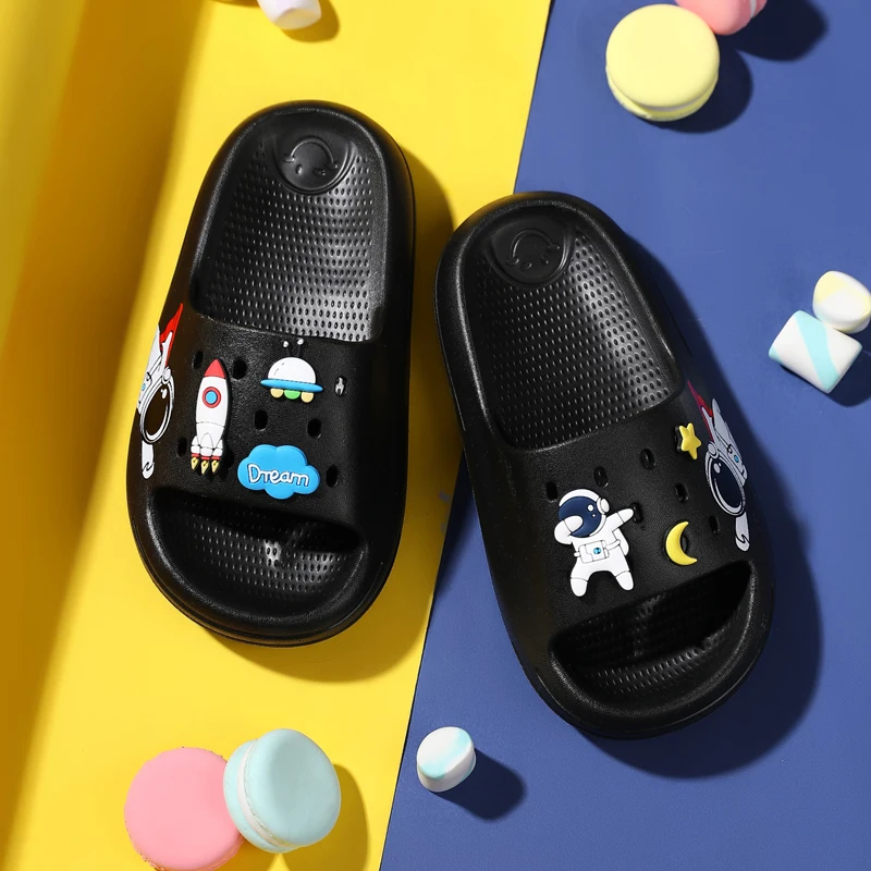 Summer Children Slippers Cute Astronaut Indoor Home Slides Kids Non-slip Soft Comfortable Slippers Boys Girls Flip Flops 26-37