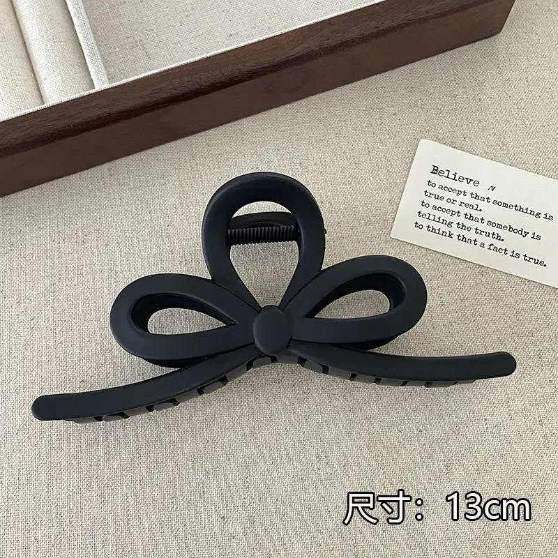 

2026 Новая классическая модная матовая заколка для волос с большим узлом-бабочкой, высококачественный ретро простой элегантный роскошный дизайнерский аксессуар для волос