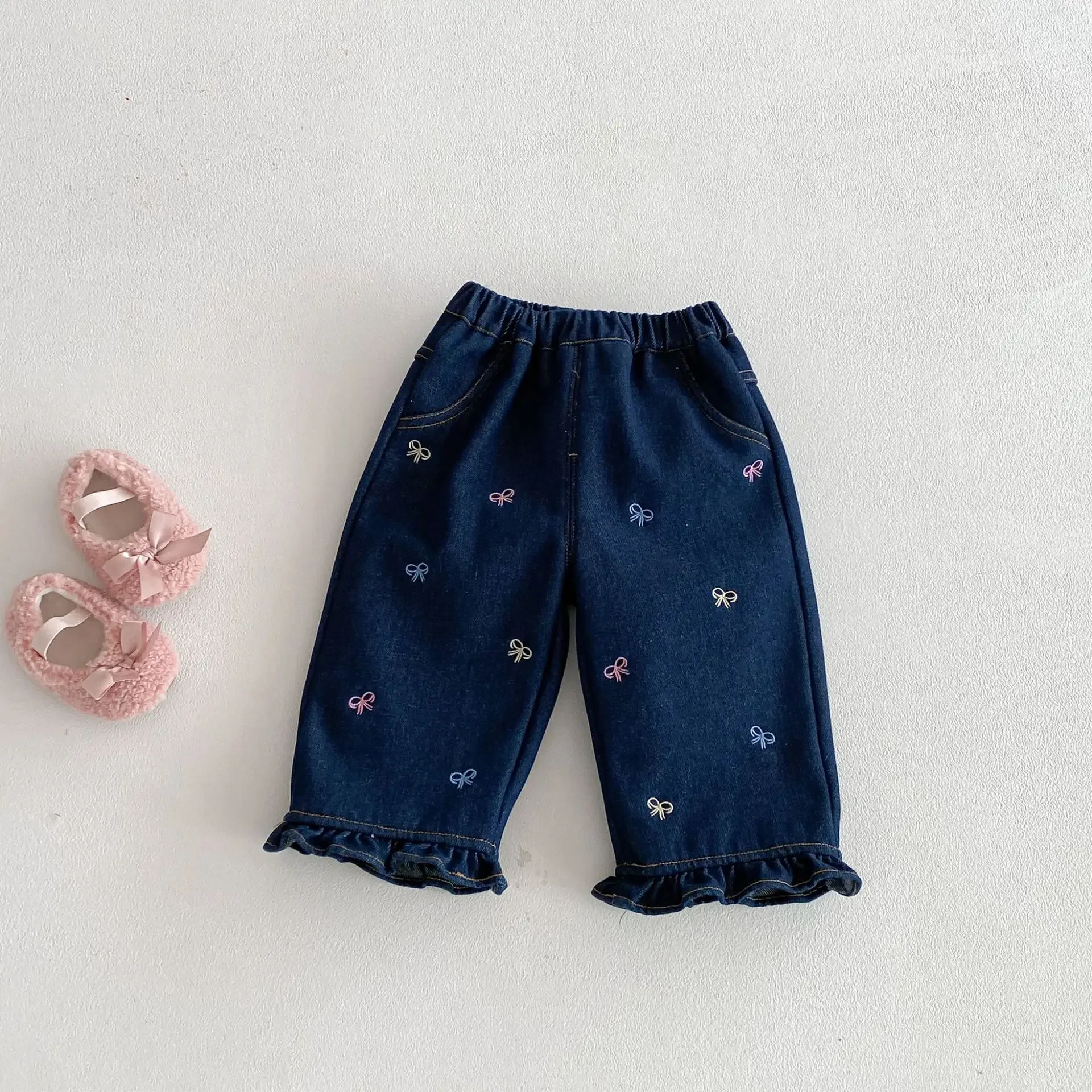 

Winter 2025 Kids Clothes 0-5Y Girls Thicken Fleece Jeans Bow Print Ruffled Pants Denim Trousers Fashion Warm Pants
