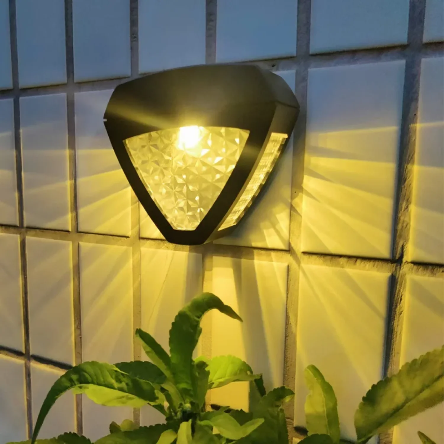 

Solar Powered Wall Lamp Outdoor Waterproof Light Sensor Warm Fence Light Garden Yard Stair Decoration Solar Wall Light