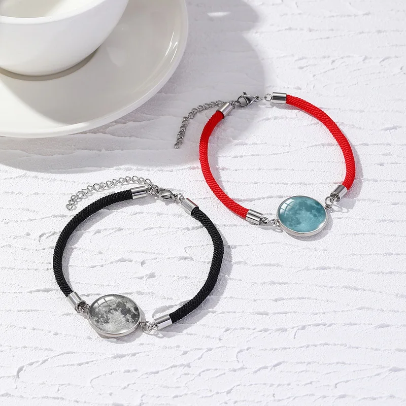 Lichtgevende Zon Maan Paar Armbanden voor Vrouwen Mannen Romantisch Glas De Maan Charm Armbanden Vriendschap Sieraden Valentijnsdag Cadeau