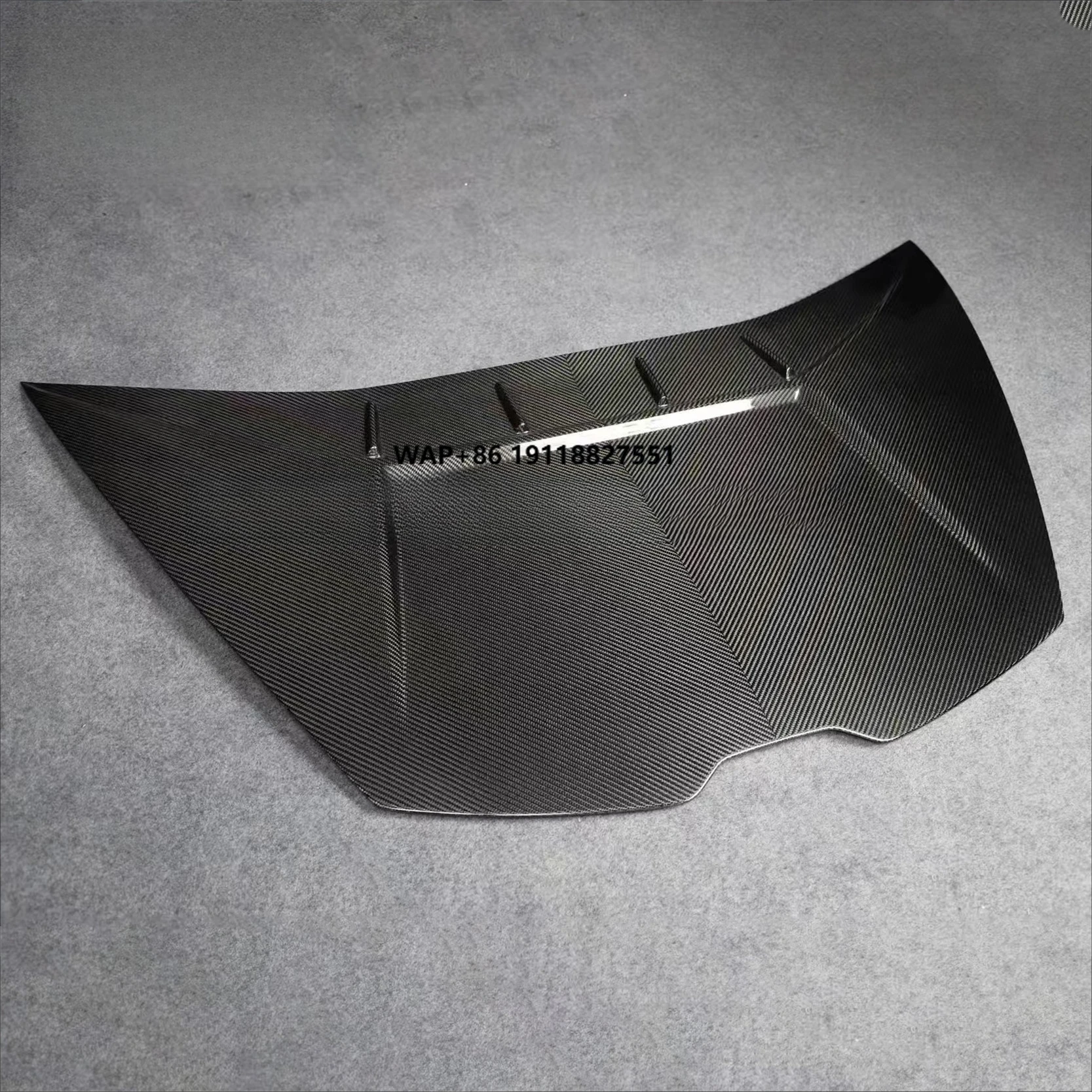 

Upgrade Dry Carbon Fiber Engine Hood for Huracan LP580 LP610 EVO Tecnica Style OE 4T0823021C