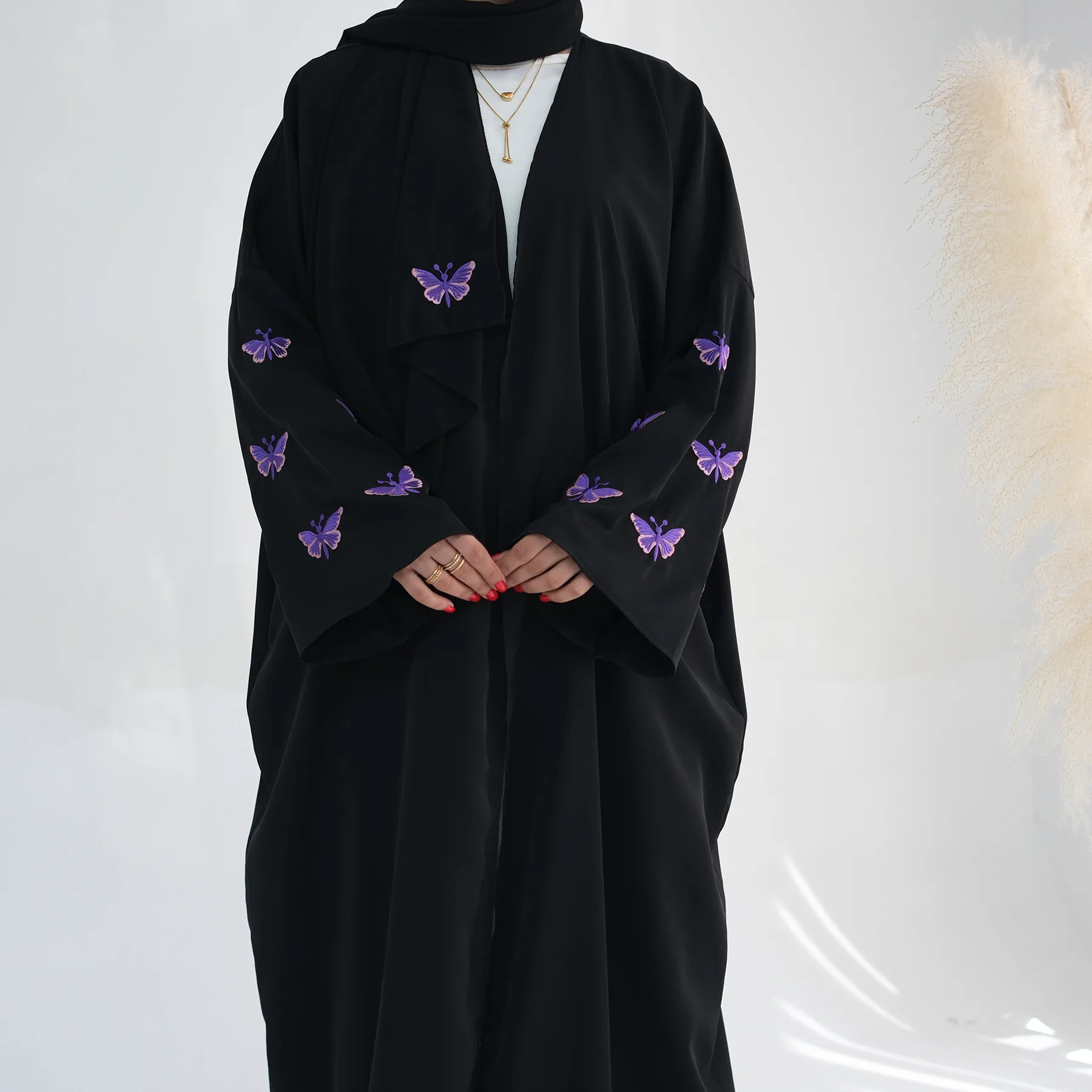 Butterfly Embroidery Slight Batwing Sleeves Open Abaya for Muslim Women, Evening Party Dubai Islamic Kimono Outwear, Ramadan