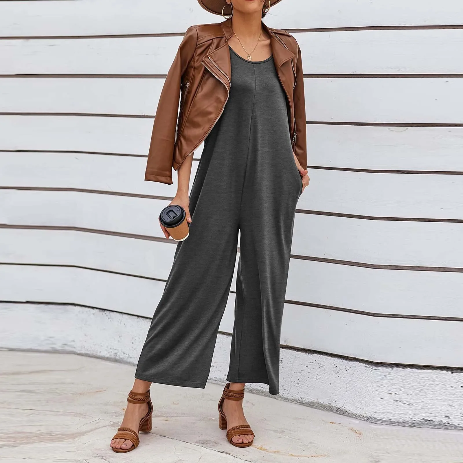 

Women Casual Jumpsuits Summer Outfit Clothes Baggy Sleeveless Loose Wide Leg Rompers with Large Pocket Homewear Cotton Pants