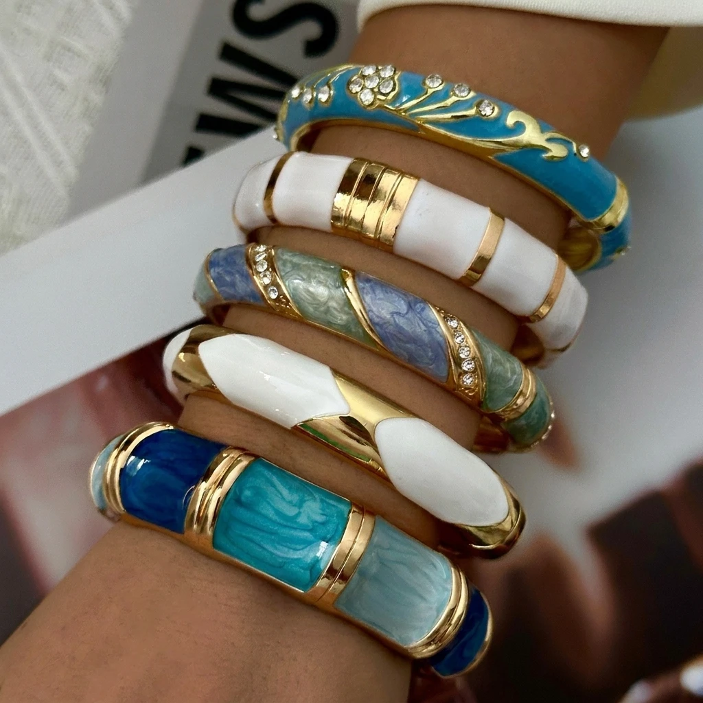 Vintage Punk Emaille Tropfen-Öl Manschettenarmbänder für Frauen, Blumen-Strass, Übertriebenes Geometrisches Armband, Party-Ästhetik-Schmuck