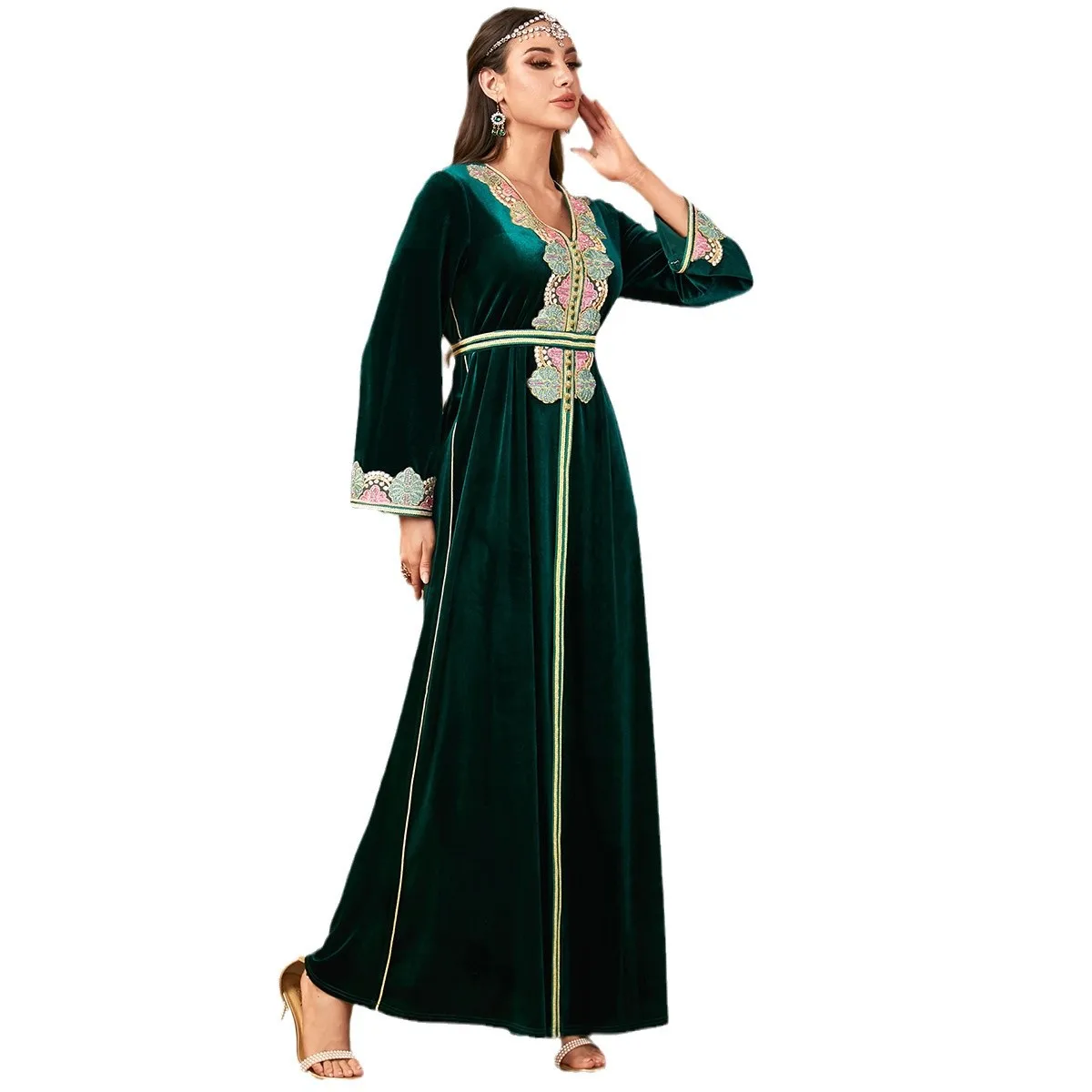 UNI 2025 Eid Winter Velvet Dress Msulim Women Elegant Abaya Lace-up Abayas Morocco Party Dress Maxi Vestidos Kaftan Arabic Robe