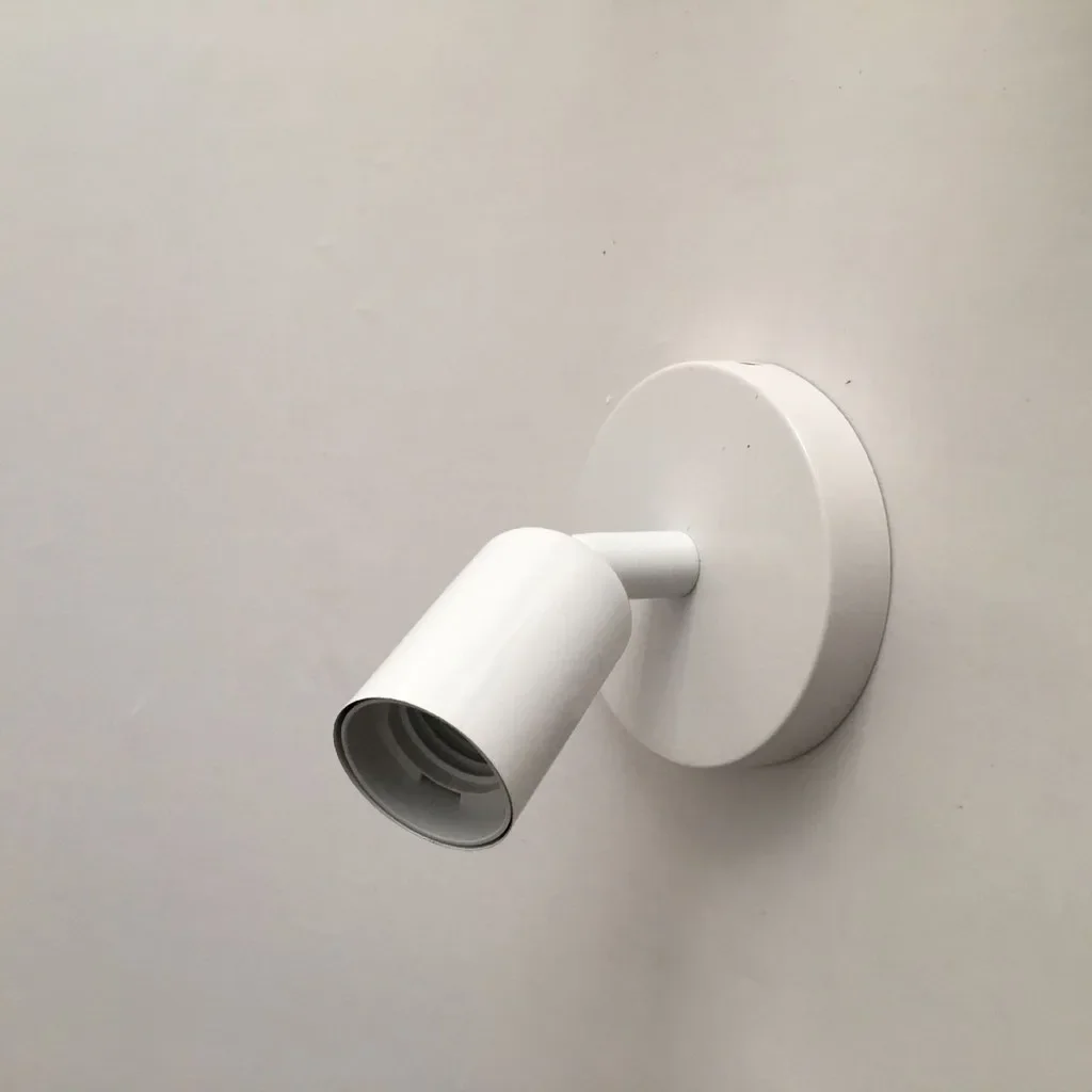 E27 Wall Lamp & Chandelier Base Can Be Adjusted Direction Metal Material Includes Light Installation Accessories Bulb Holder