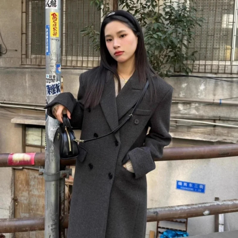 معطف صوفي رمادي للنساء لخريف وشتاء 2025، معطف جديد راقي، صوف صغير، سميك، طراز هيبورن #6