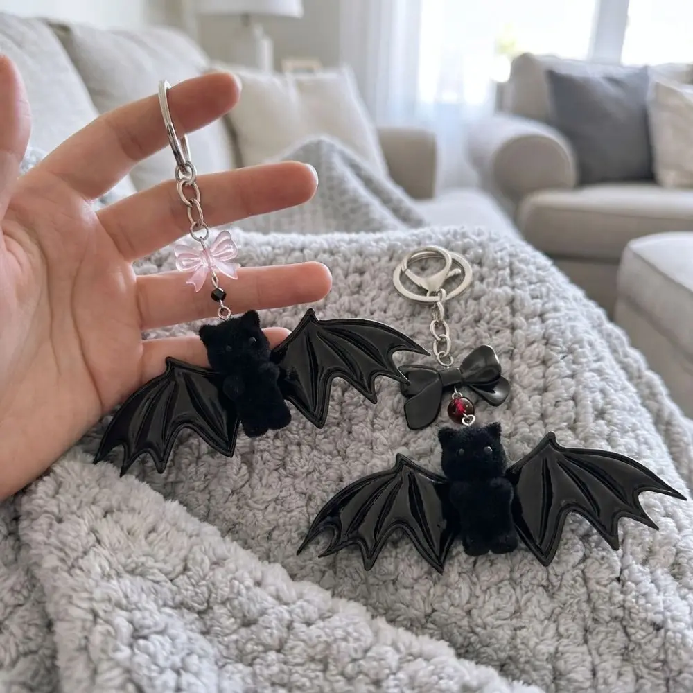 Gothic Style Bear with Wing Keychain Soft Touch Novelty Plush Bat Bear Keyring Dark Fluffy Animal Bow Bat Bear Bag Pendant