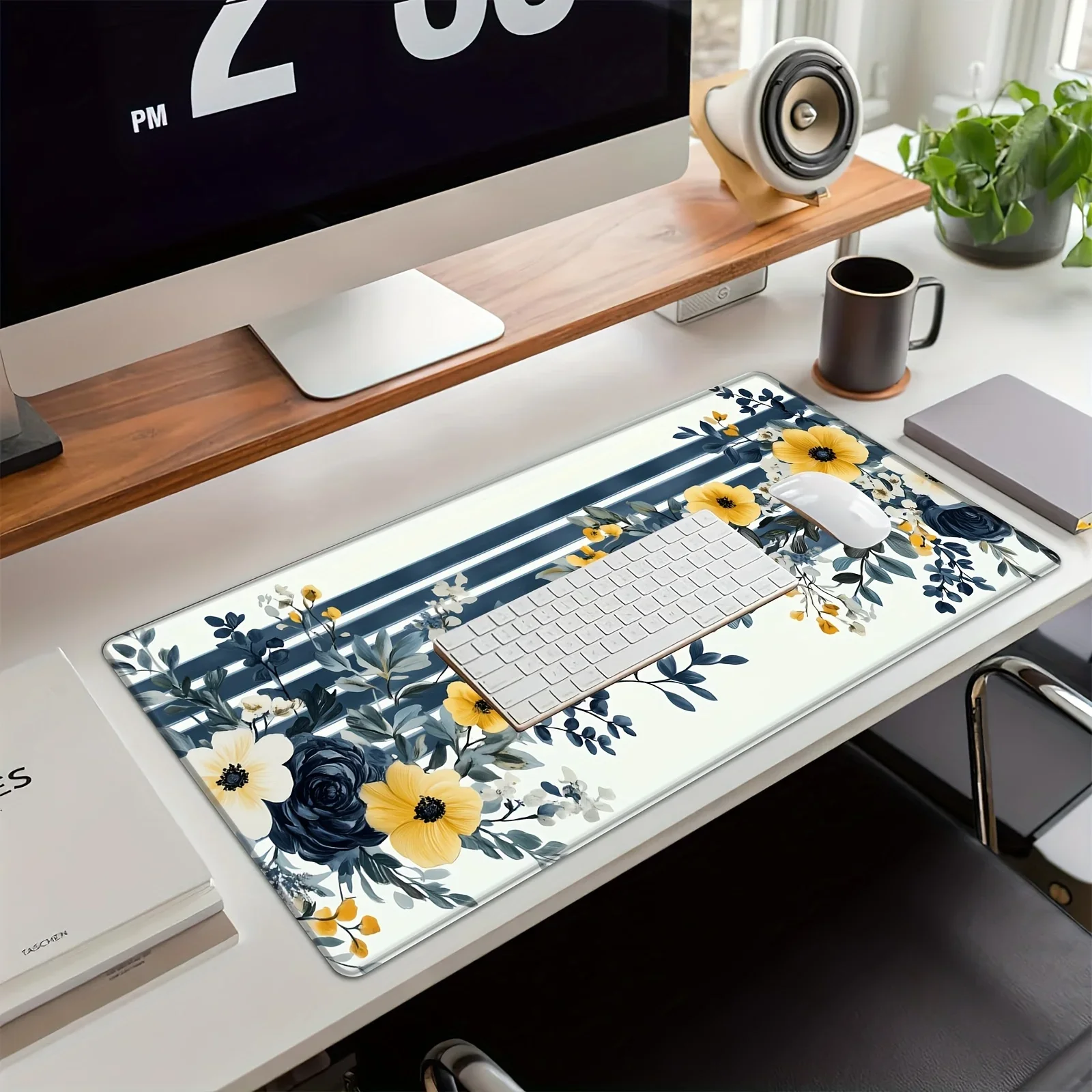 1 Buah Alas Mouse Motif Bunga Bergaris Bohemian - Alas Karet Anti Selip yang Tahan Lama, Desain Bunga Berwarna Kuning Biru Putih Hijau Cerah di Latar Belakang Biru Dongker