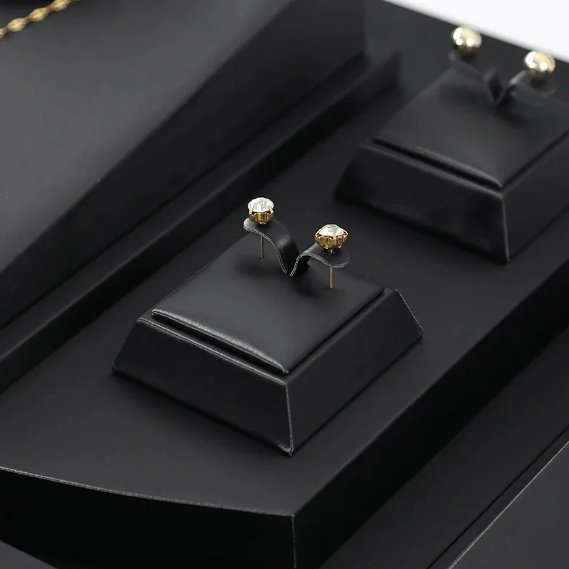 

Black Pearl Ear Stud Holder Earring Display Stand Jewelry Counter Prop for Retail Shop Counter Jewelry Display