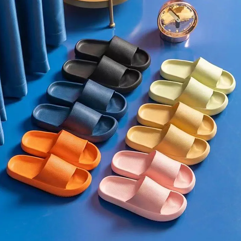 Summer Shoes Candy Colored New Fashionable Breathable Slippers for Boys and Girls Dual-use Outdoor Indoor Bathroom Slippers
