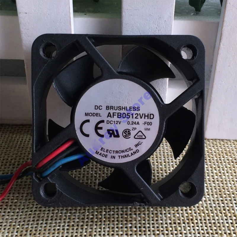 

Delta AFB0512VHD 5020 12V 0.24A 5cm 3-wire high air volume chassis cooling fan 7800rpm 20.3CFM double ball bearing air blower