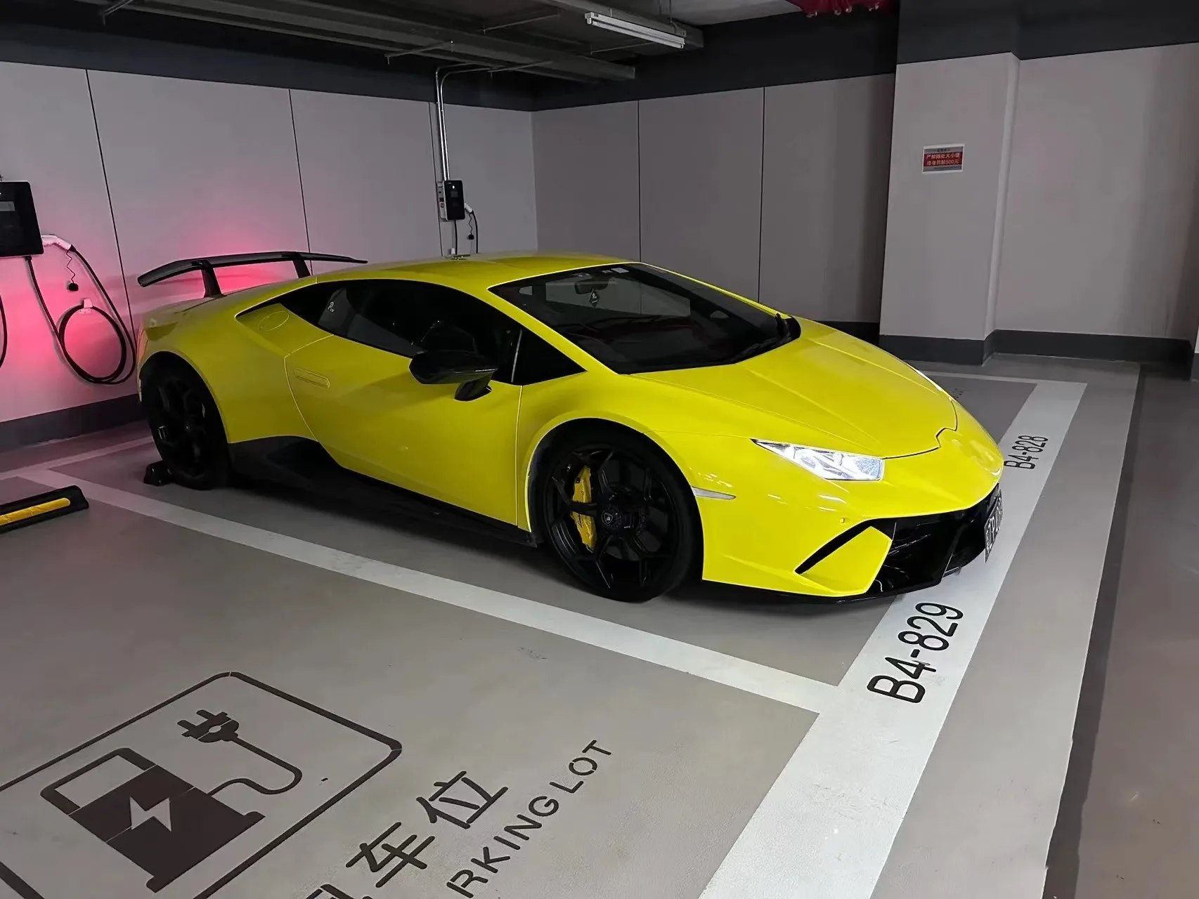 مناسبة لامبورغيني LP580 LP610 ترقية LP640 ألياف الكربون المصد الأمامي والخلفي المفسد الجسم كي