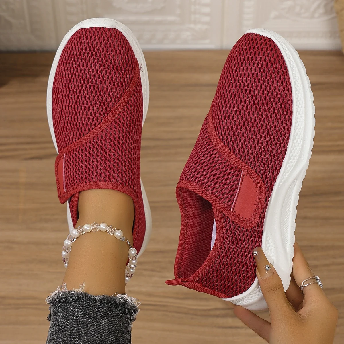 

Women Sneakers Spring Breathable Slip on Mesh Shoes Women New Outdoor Walking Sneakers Comfortable Casual Shoes Zapatos De Mujer