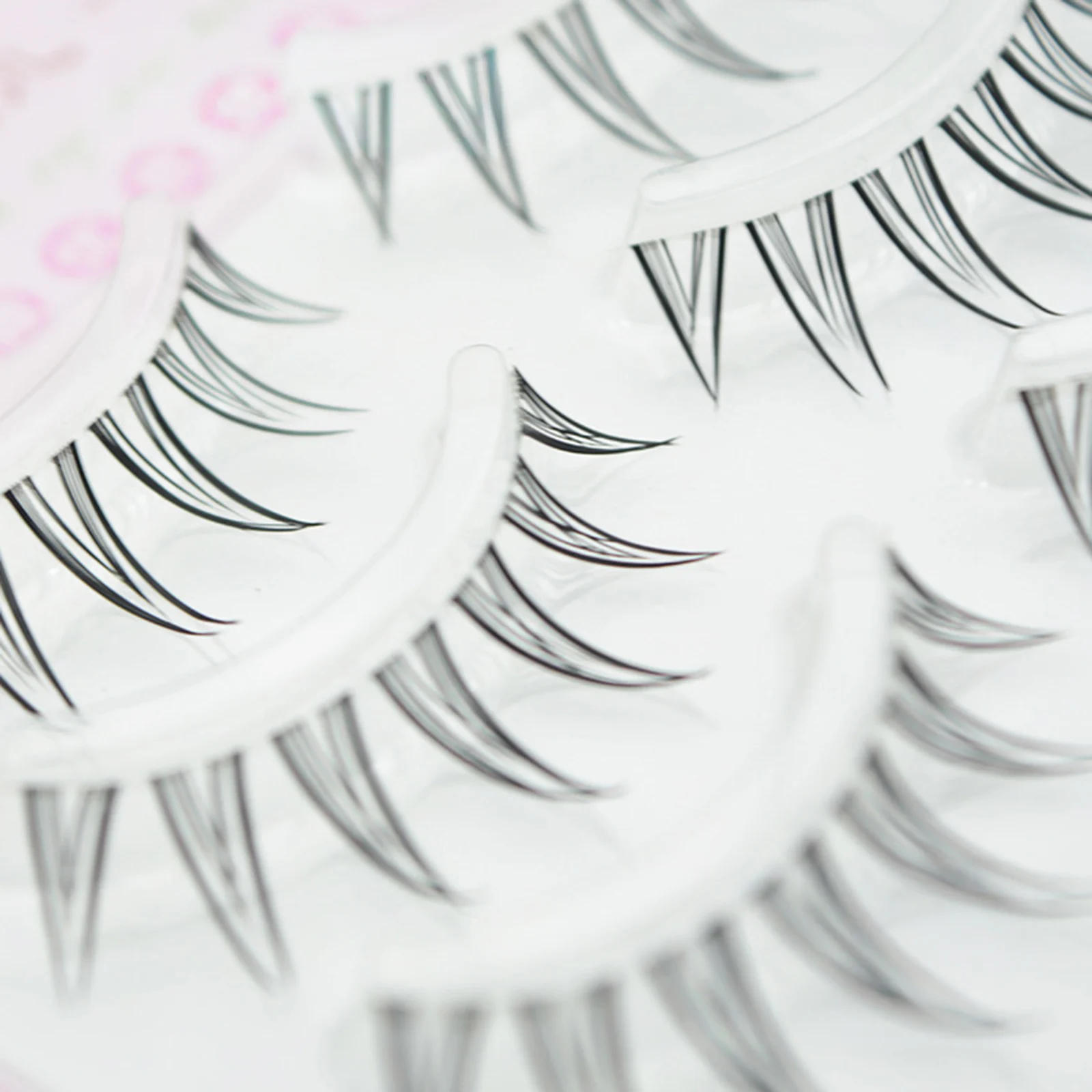 Aシェイプフェアリーラッシュフルストリップつけまつげ、超薄型透明バンド付き、ナチュラルなエアリールック、デイリーコスプレメイク用