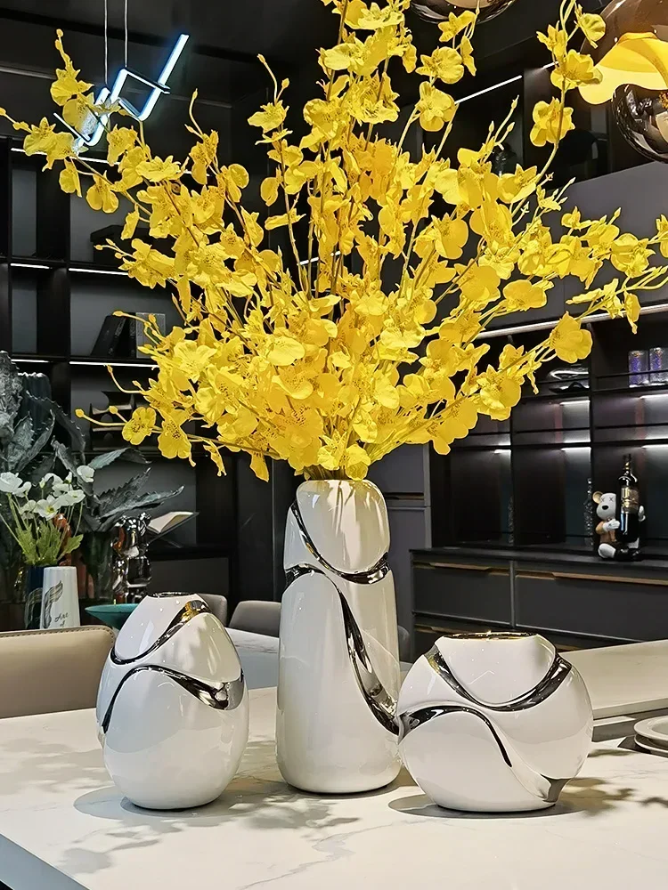 Light luxury modern vase decoration living room water raised flowers flower arrangement high-end dining table TV cabinet crafts