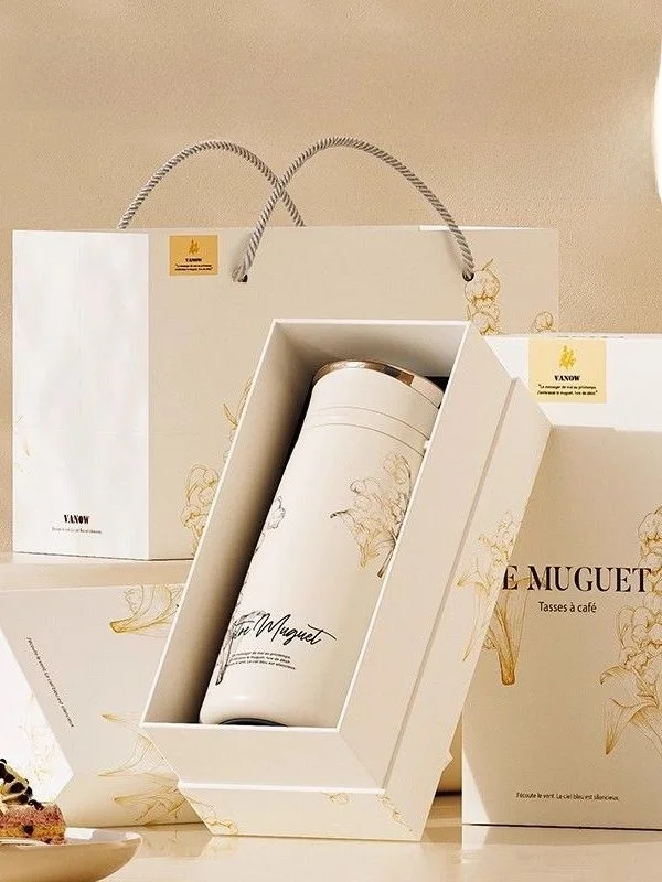 

Термокружка Vanow из чистого титана с дисплеем температуры, высокой эстетической ценностью, портативная, для автомобиля, для женщин