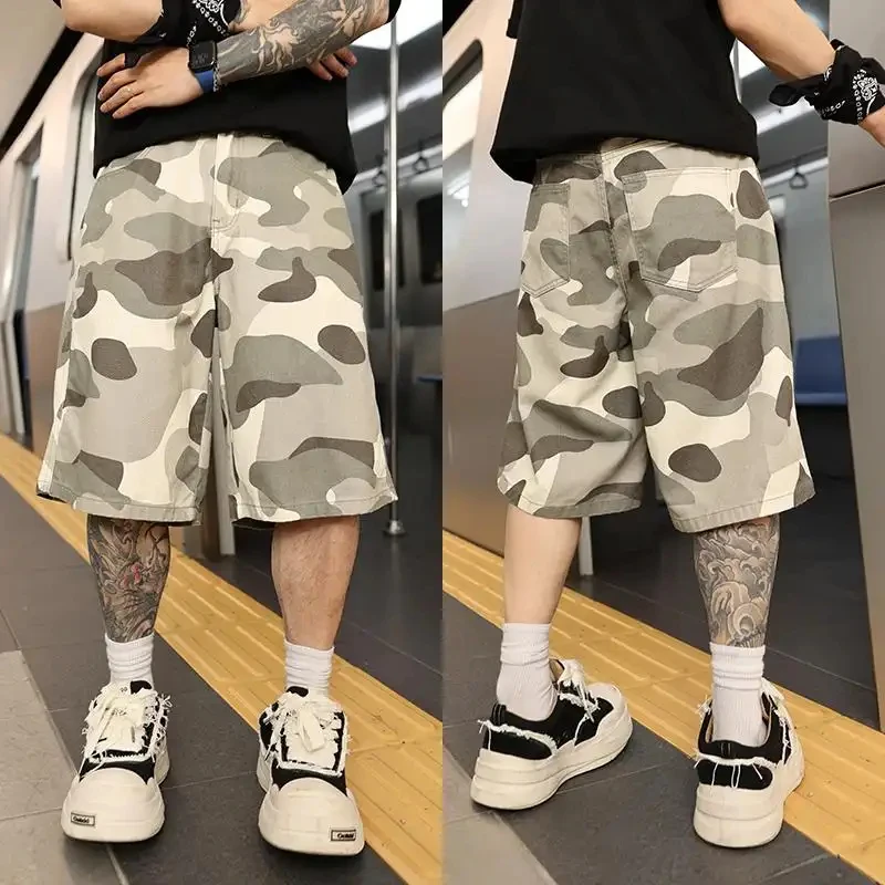 

Vintage High Street Camo Shorts for Men, Casual American Vintage Style, Faded Color Design, Simple Luxury Fashion Trousers, Vers